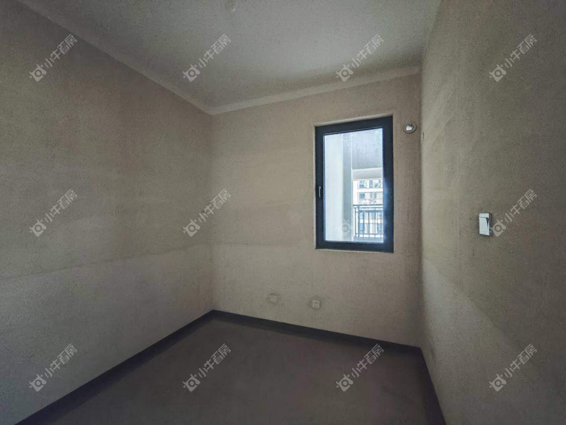 镇江中海时代都会在售二手房源室内图_小牛看房