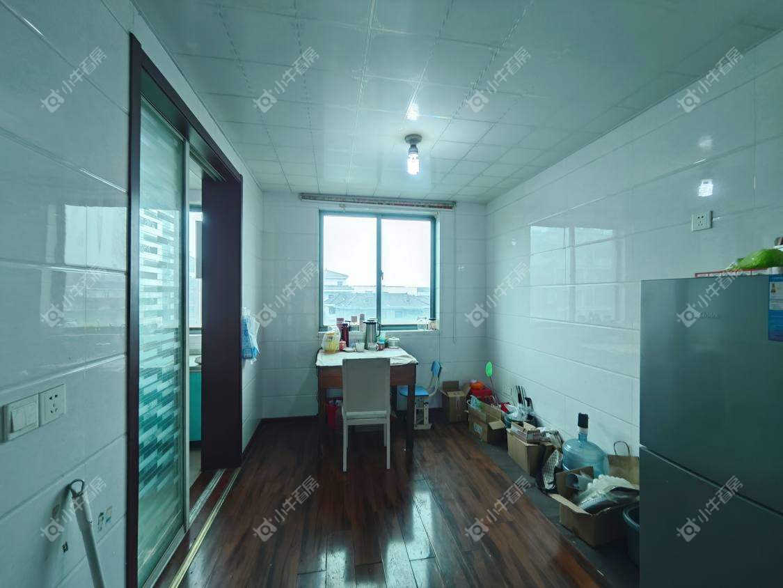 镇江金桥世纪城在售二手房源室内图_小牛看房