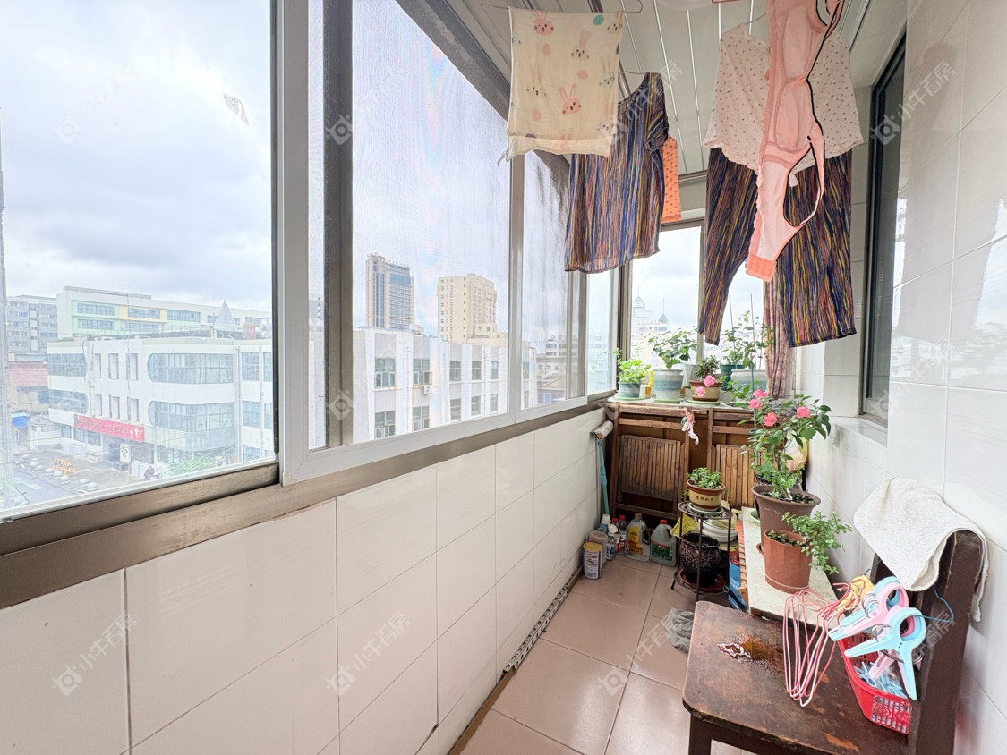 镇江云阳小区在售二手房源室内图_小牛看房