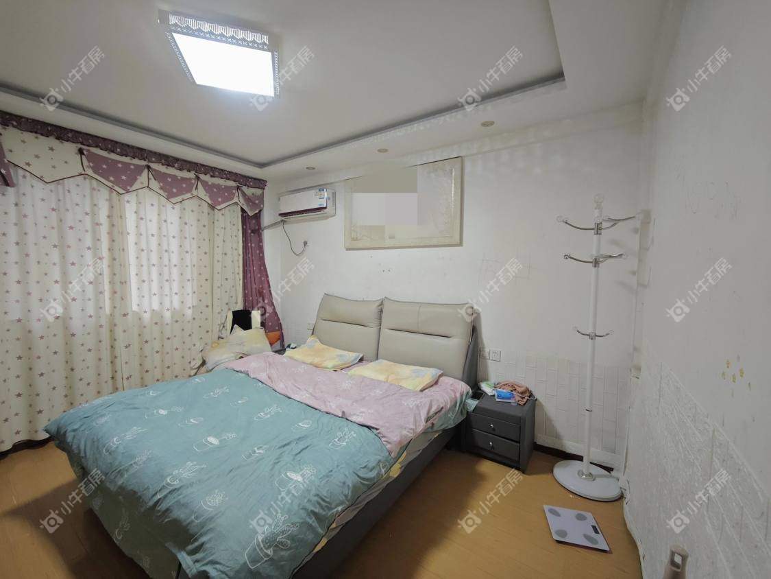 镇江锦江花园在售二手房源室内图_小牛看房