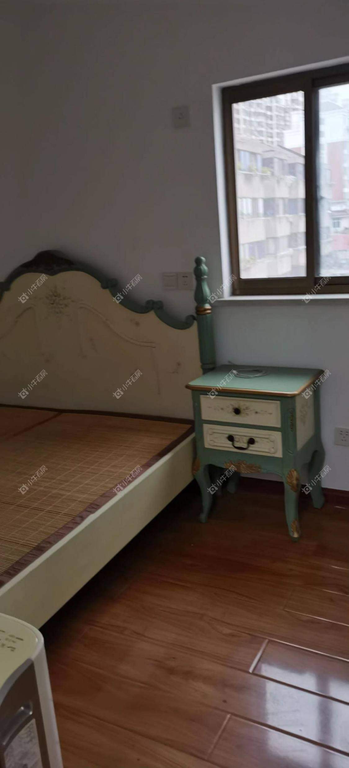 镇江万善园一村在售二手房源室内图_小牛看房