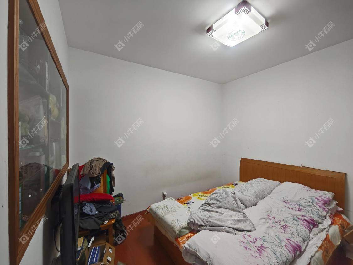 镇江玉乳泉小区在售二手房源室内图_小牛看房