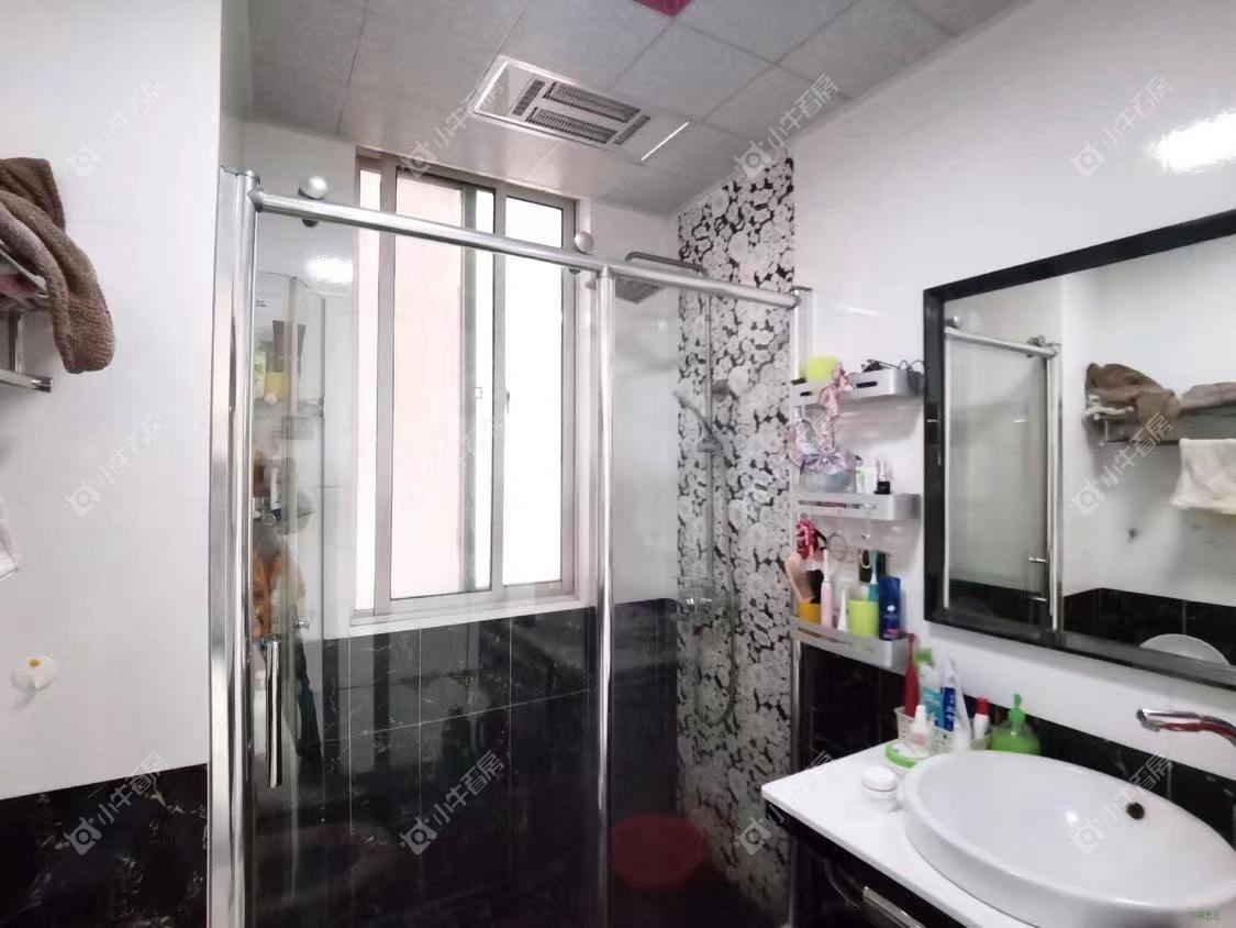 镇江名都新贵在售二手房源室内图_小牛看房