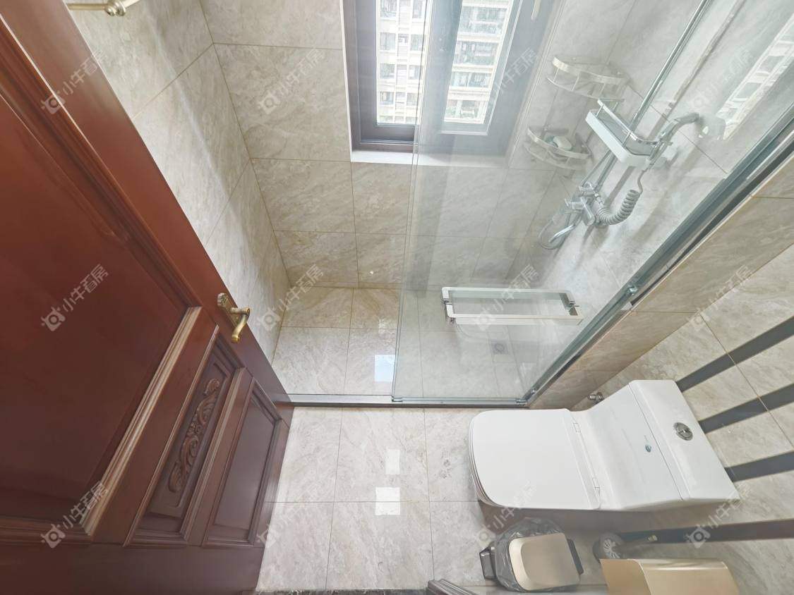 镇江汇金天地在售二手房源室内图_小牛看房