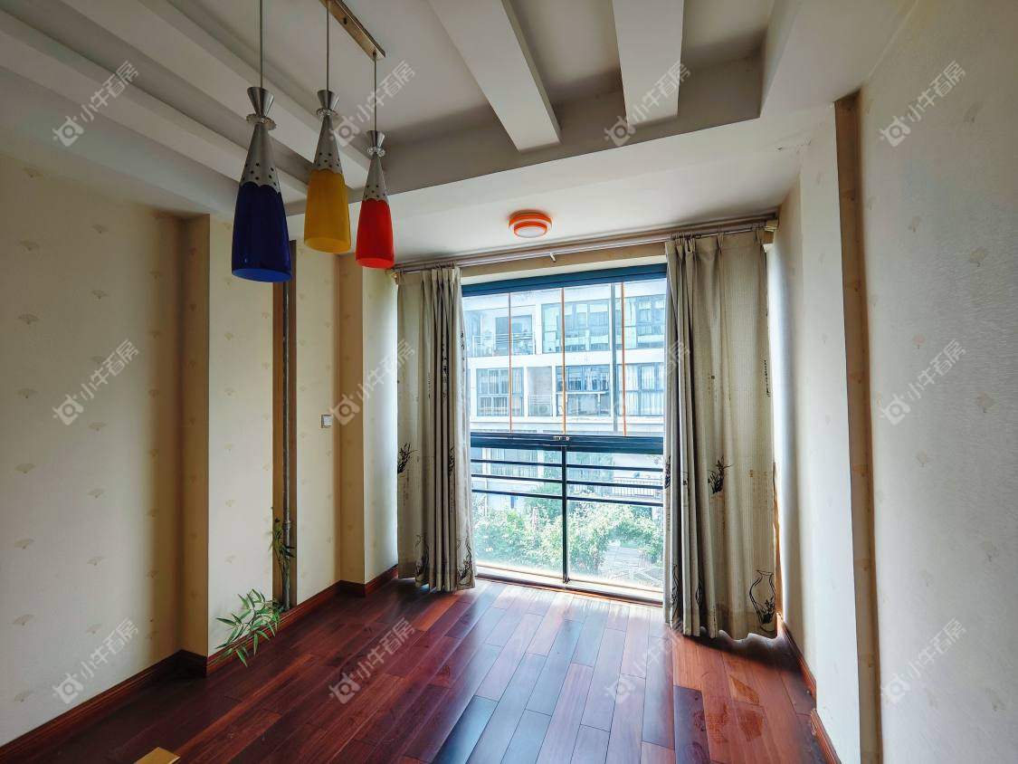 镇江天波城在售二手房源室内图_小牛看房