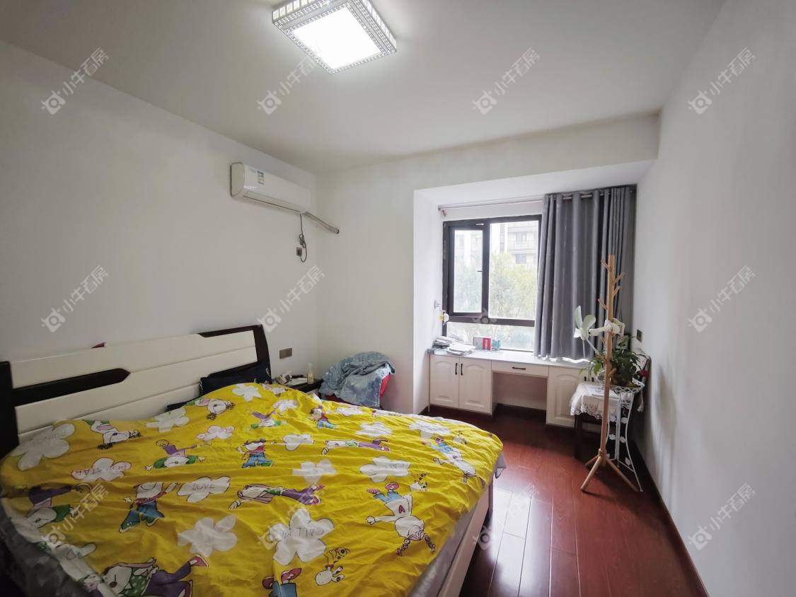 镇江滨河凤凰城在售二手房源室内图_小牛看房