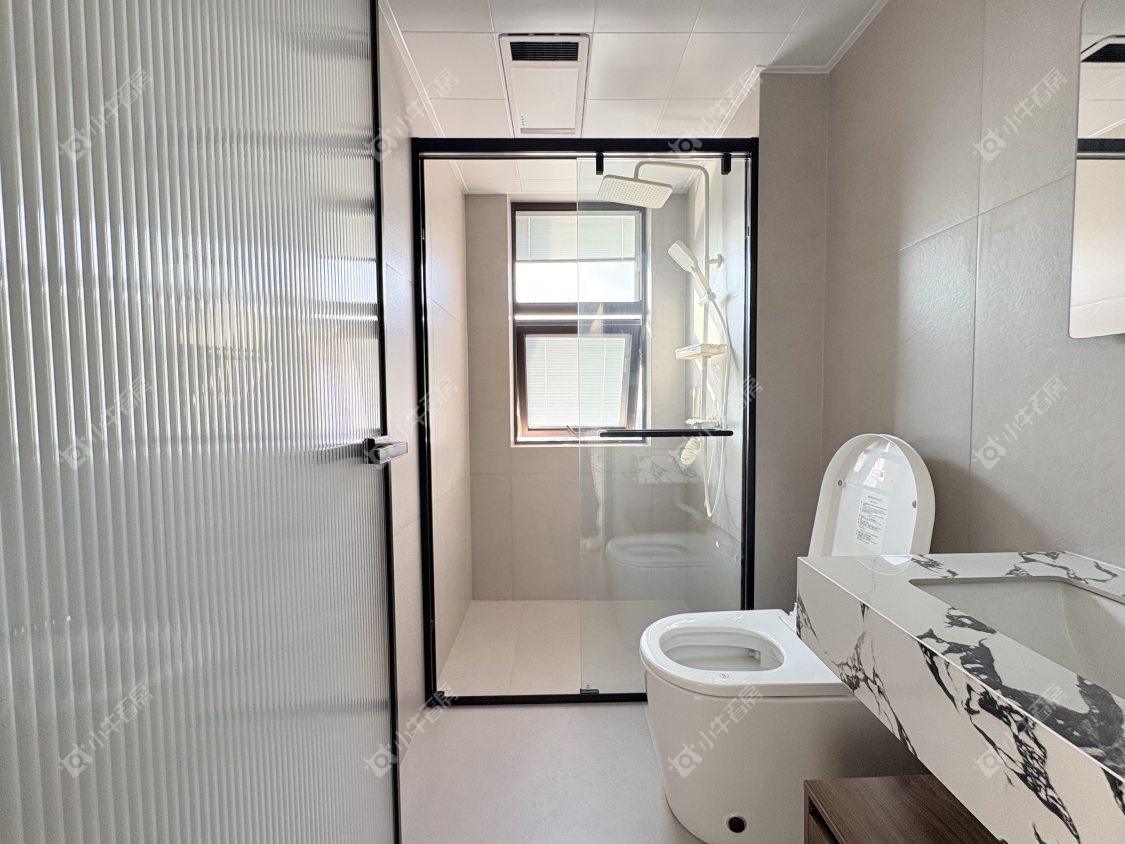 镇江华都翰林府在售二手房源室内图_小牛看房