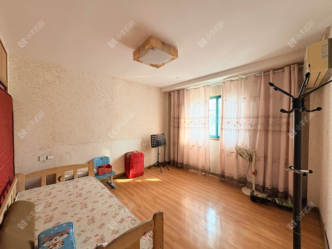 镇江锦江花园在售二手房源室内图_小牛看房