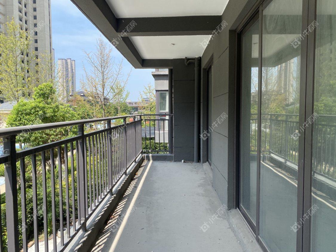 镇江凤熹台在售二手房源室内图_小牛看房