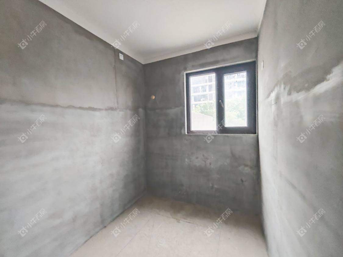 镇江珑蟠里在售二手房源室内图_小牛看房