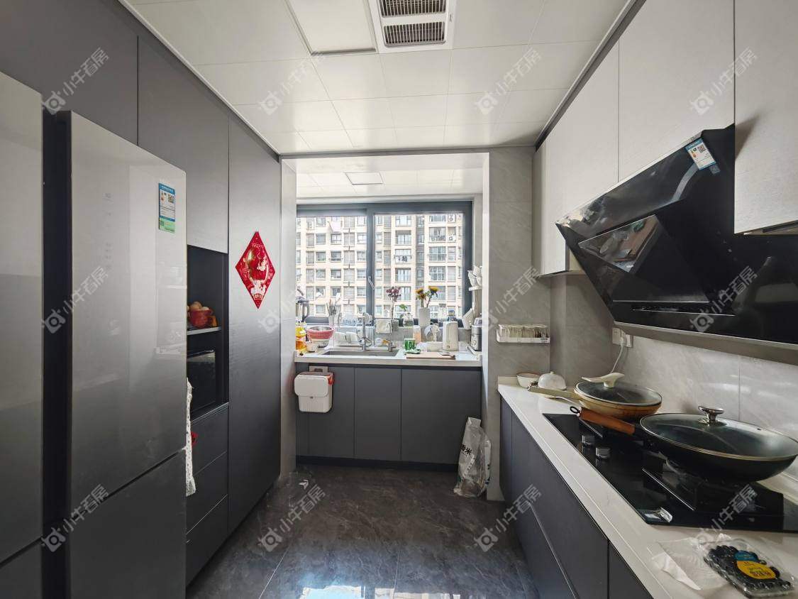 镇江荣城国际（中央公馆）在售二手房源室内图_小牛看房