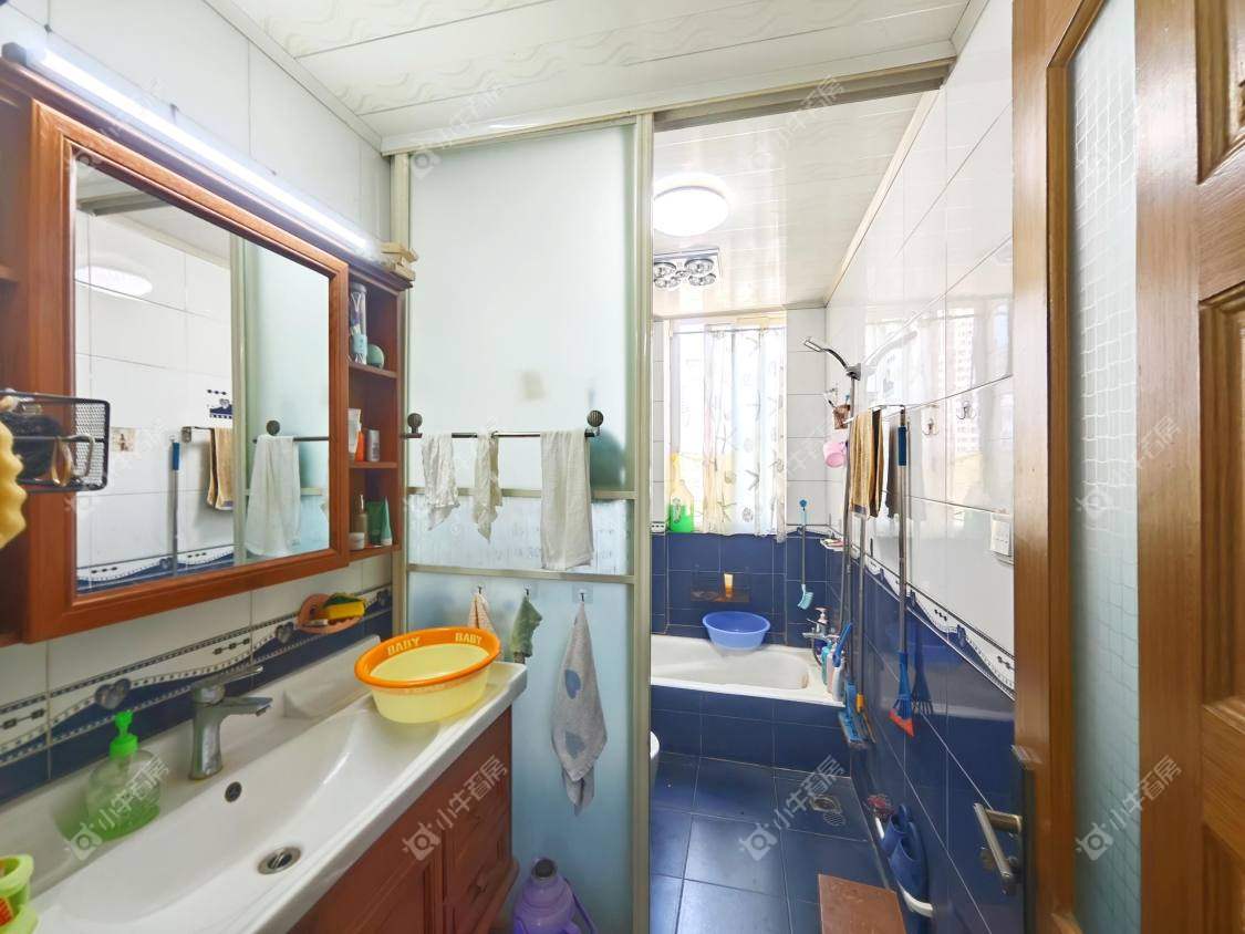 镇江中山商城在售二手房源室内图_小牛看房