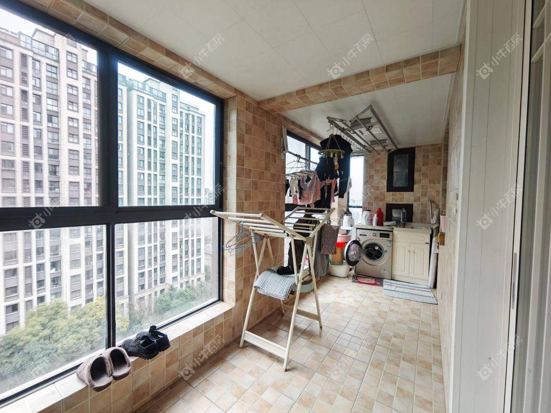 镇江滨河凤凰城在售二手房源室内图_小牛看房